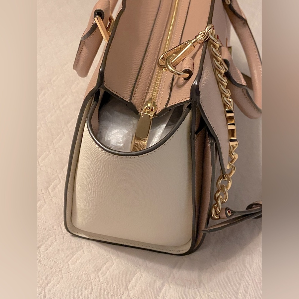 NWOT Michael Kors Sylvia Satchel - Picture 5 of 16